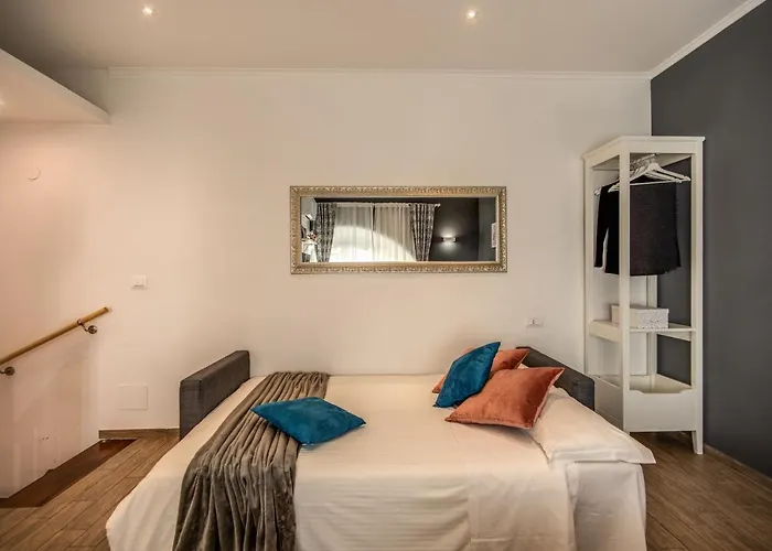 Colosseum Royal Apartment